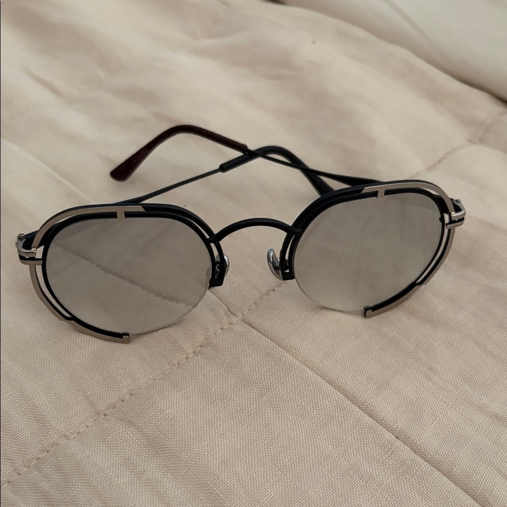 Elegant Black and Silver Women's Sunglasses